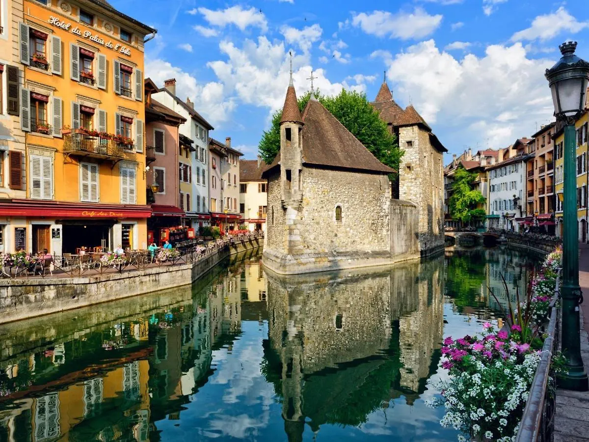 Studio 2022 Terrasse Parking 5 Min D'Annecy Poisy Apartment